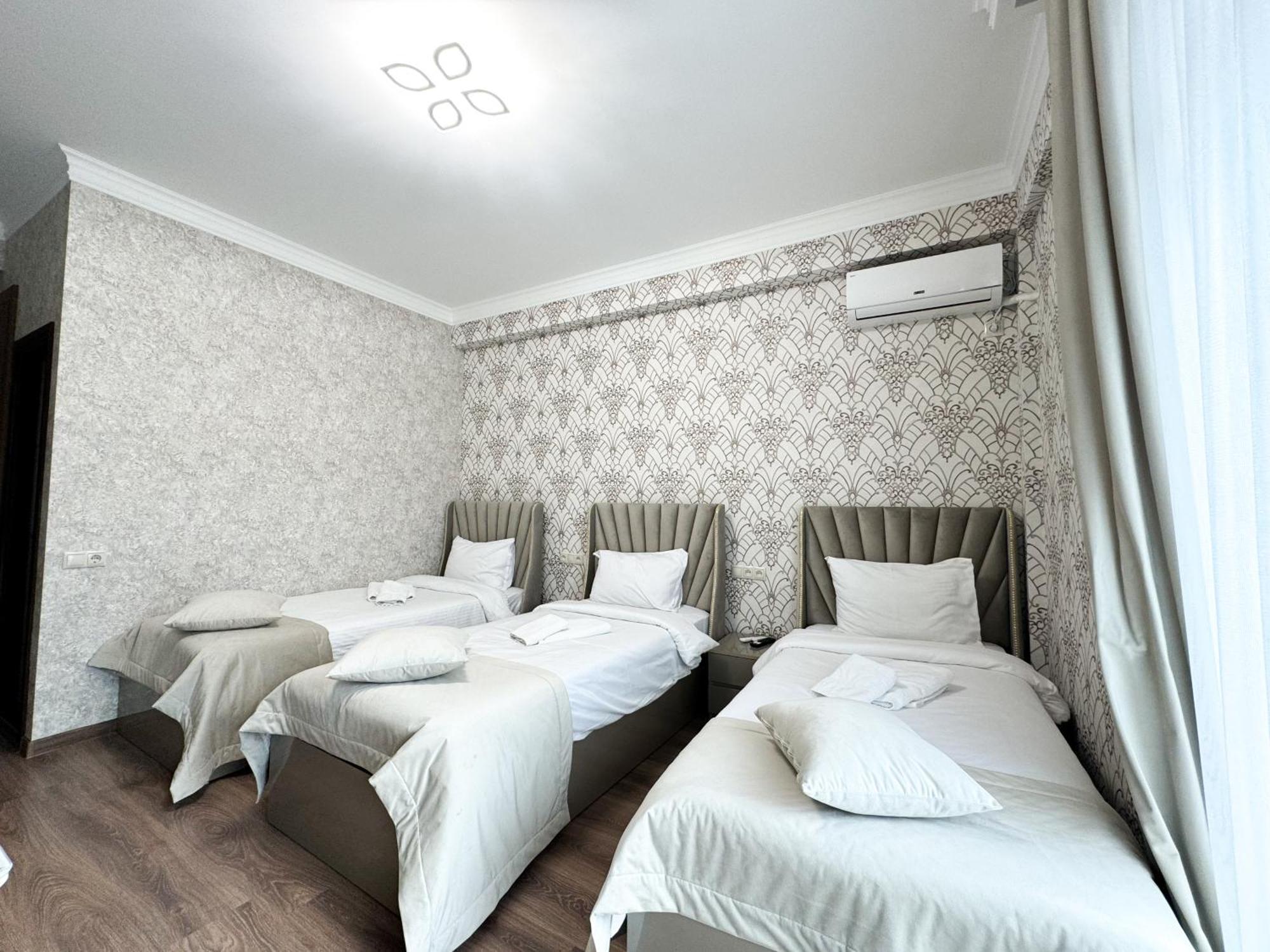 Armenia Hotel Jerevan Kamer foto