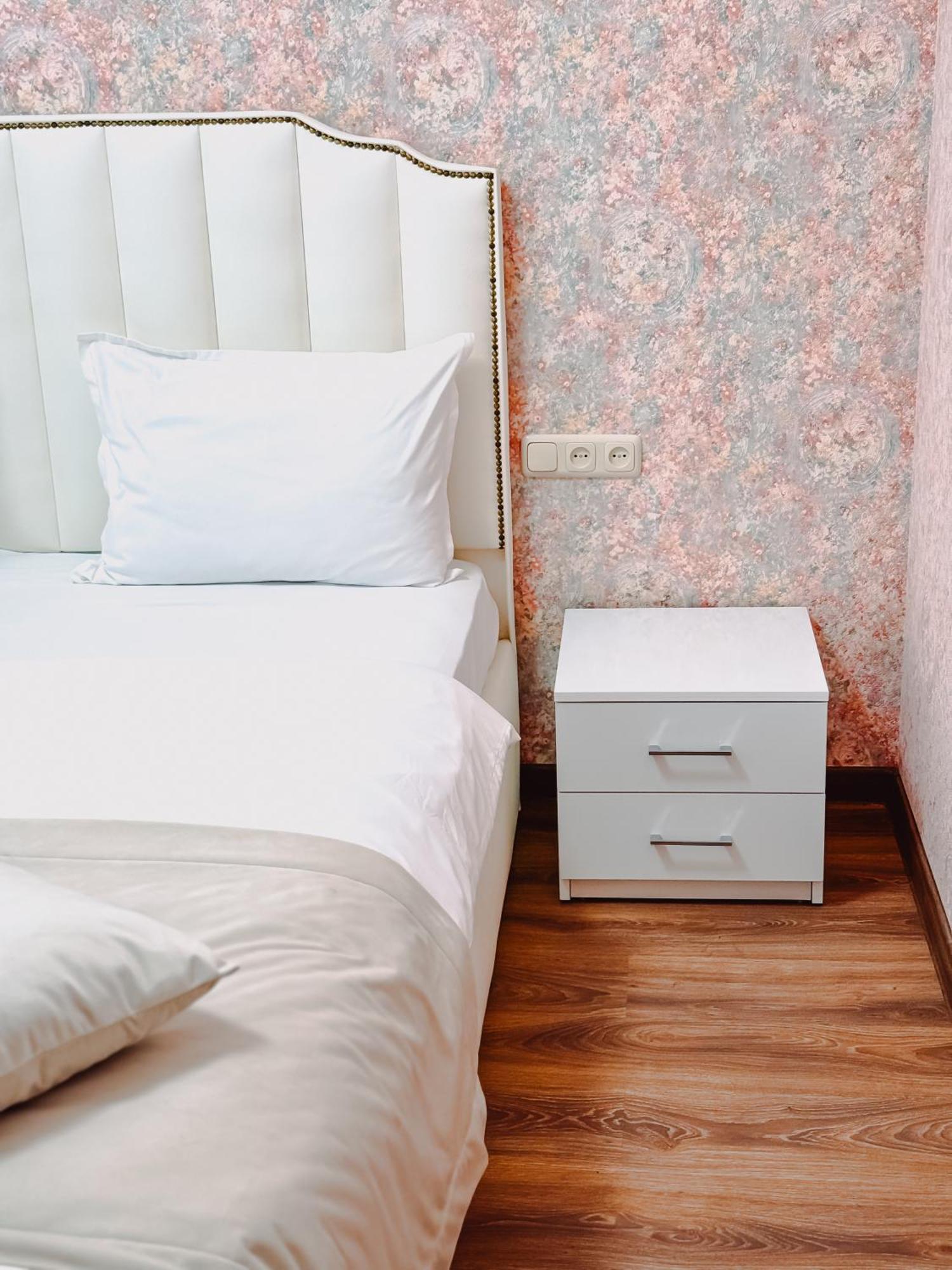 Armenia Hotel Jerevan Buitenkant foto