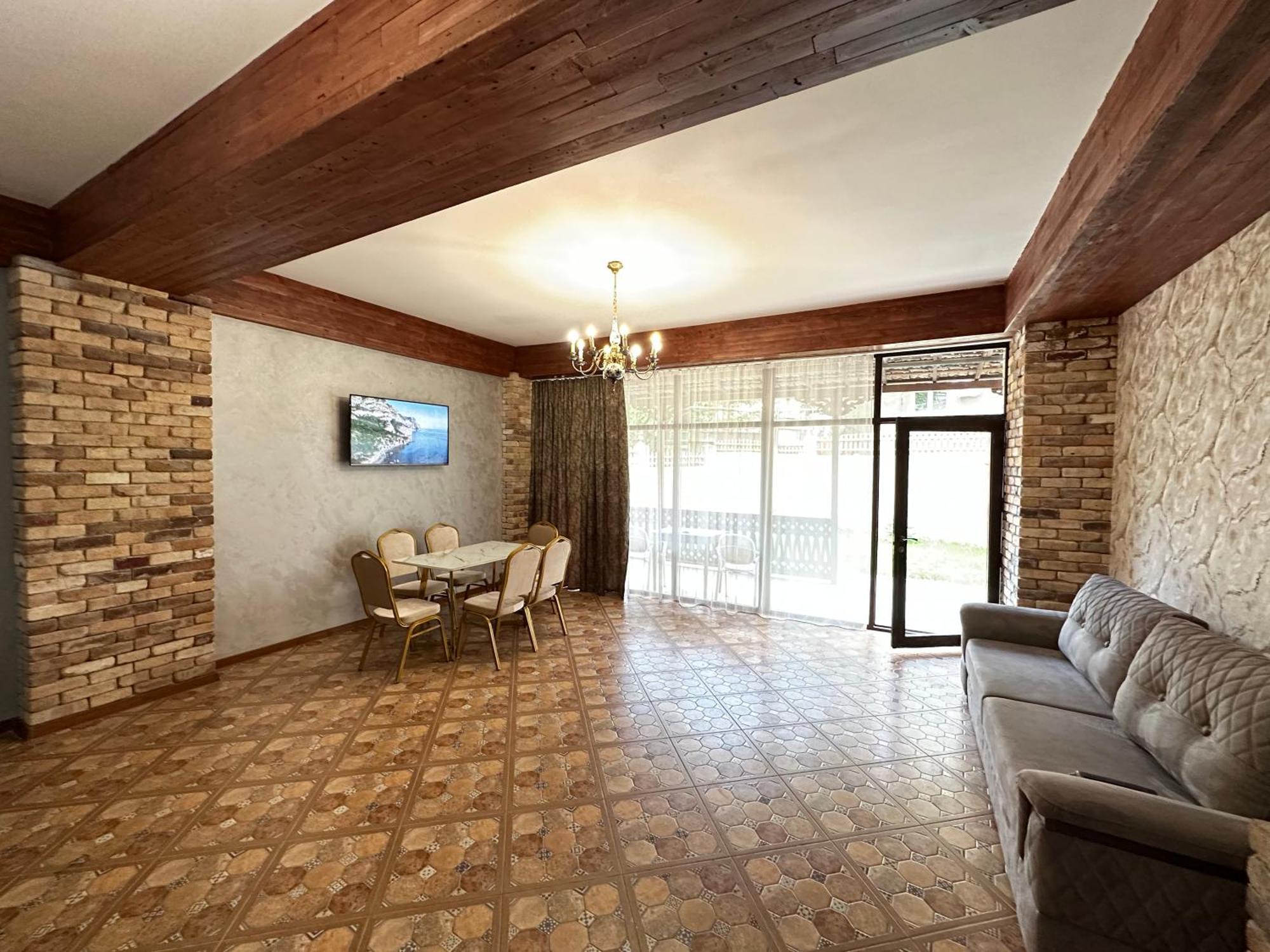 Armenia Hotel Jerevan Buitenkant foto