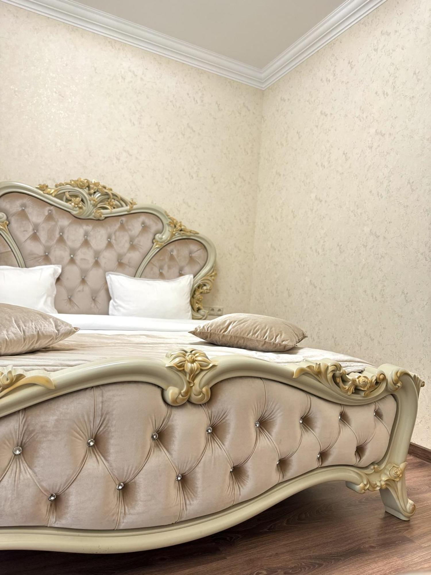 Armenia Hotel Jerevan Buitenkant foto