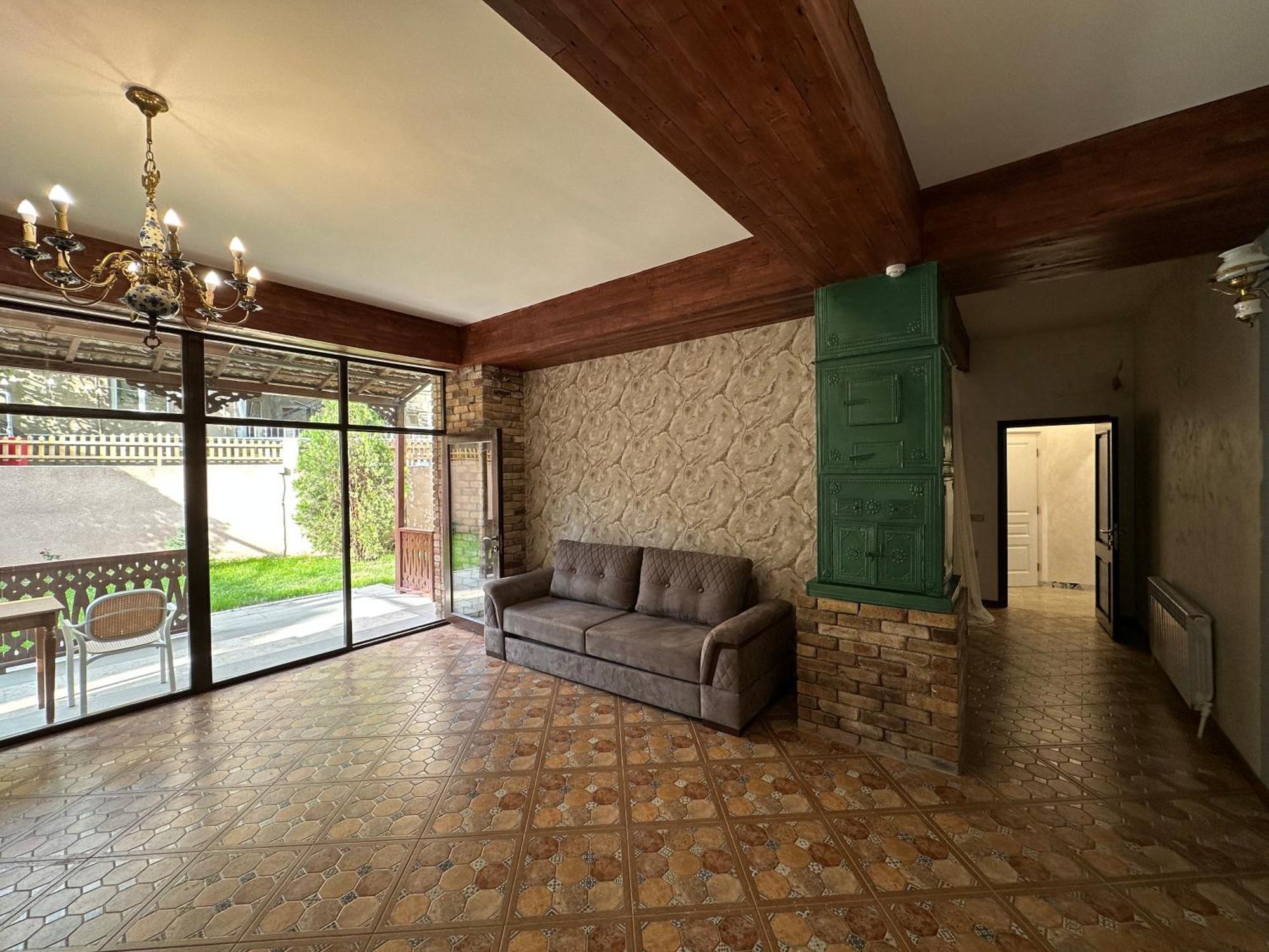 Armenia Hotel Jerevan Buitenkant foto